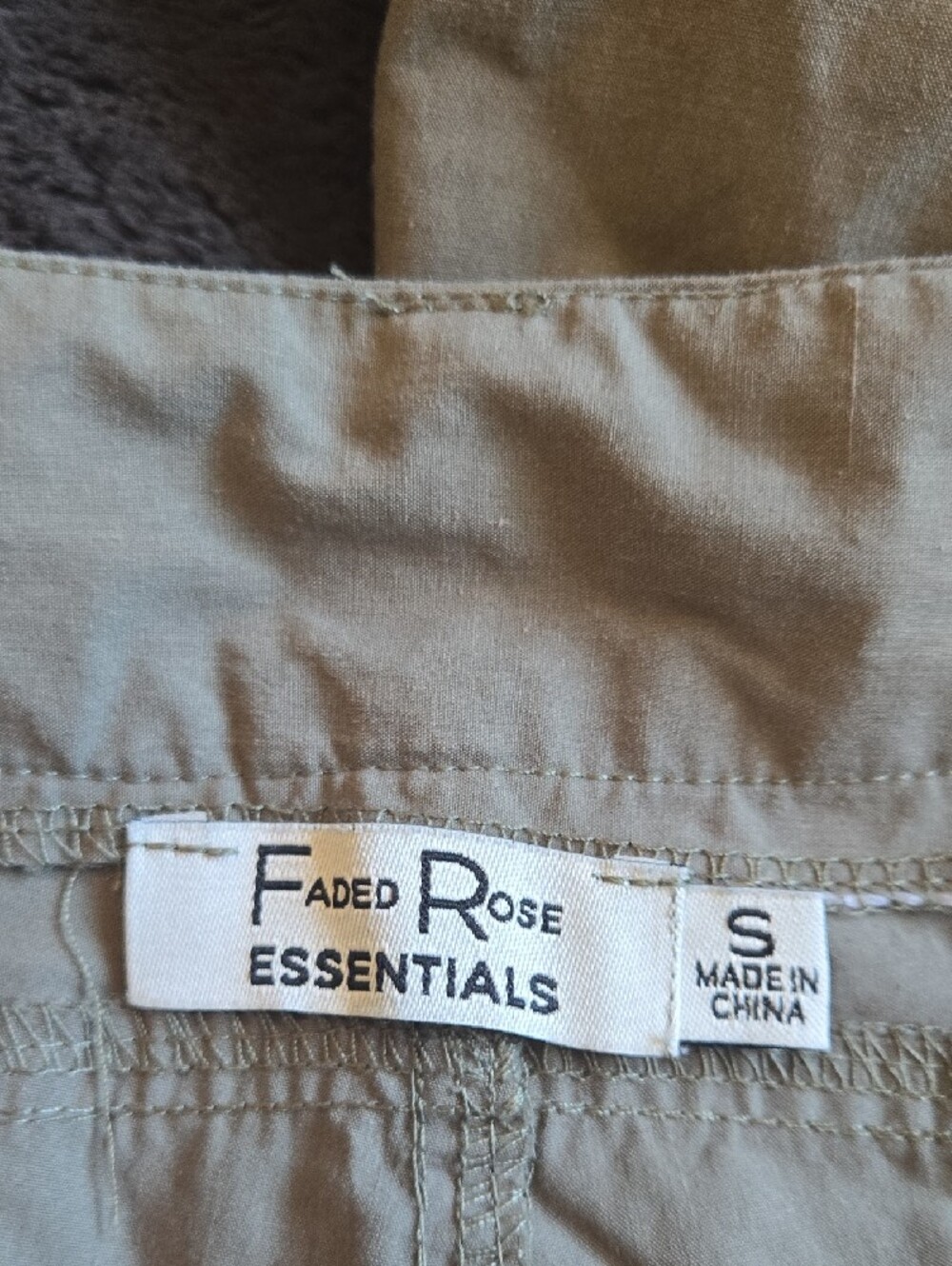Cargo Capris - Picture 5 of 6